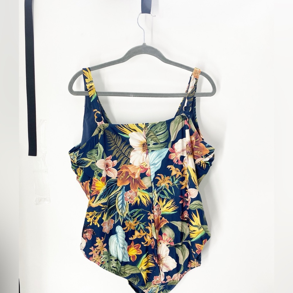 Artesands Women’s Into The Saltu Floral One-Piece Swimsuit Sz 22 D/DD - Picture 4 of 5